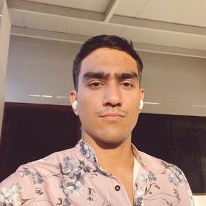 Meet your Posher, Carlos